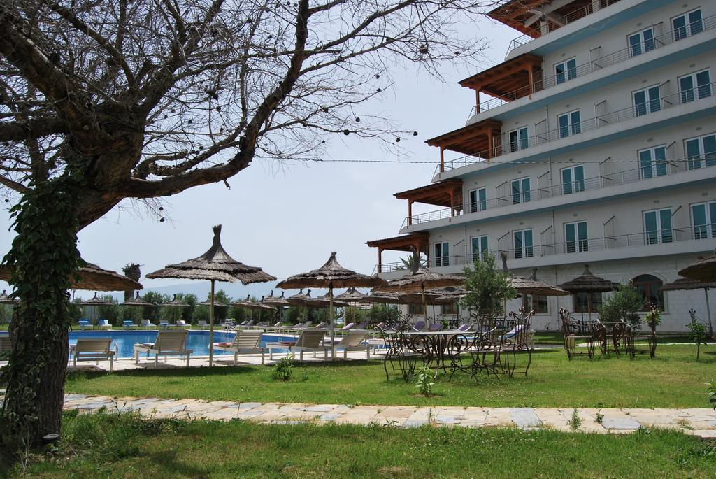Europa Grand Resort Vlorë Exteriör bild