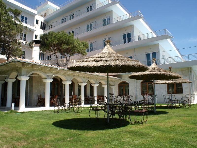 Europa Grand Resort Vlorë Exteriör bild