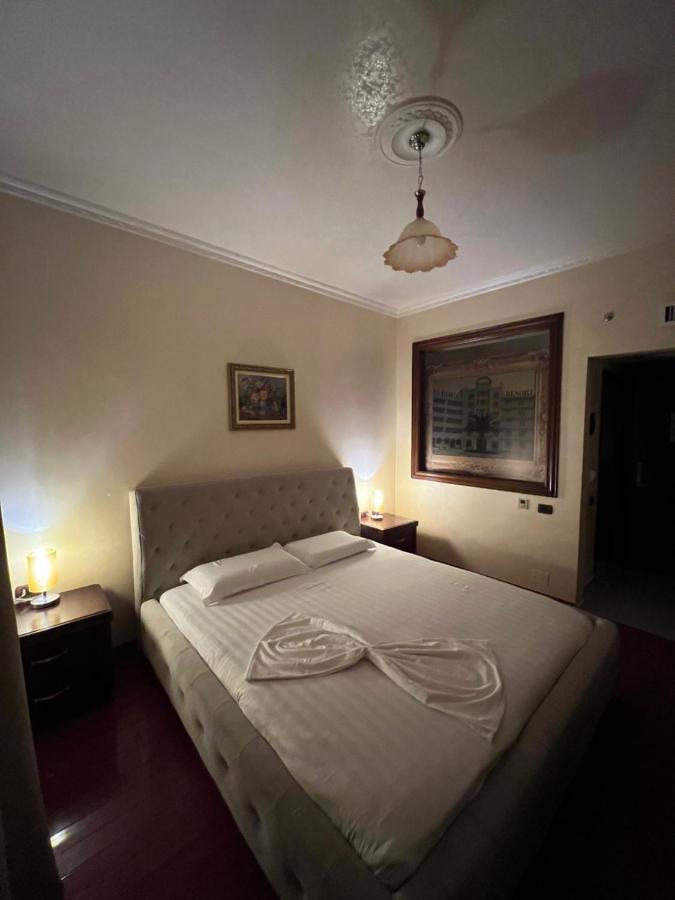 Europa Grand Resort Vlorë Exteriör bild