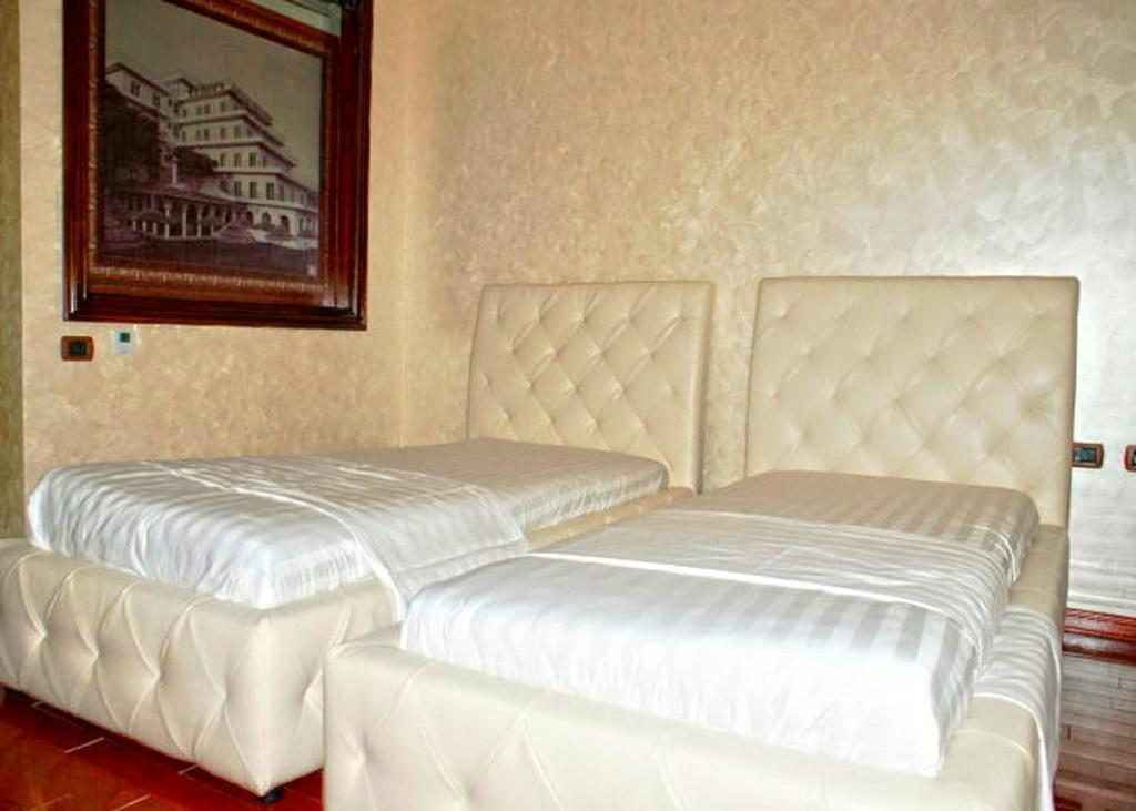 Europa Grand Resort Vlorë Exteriör bild
