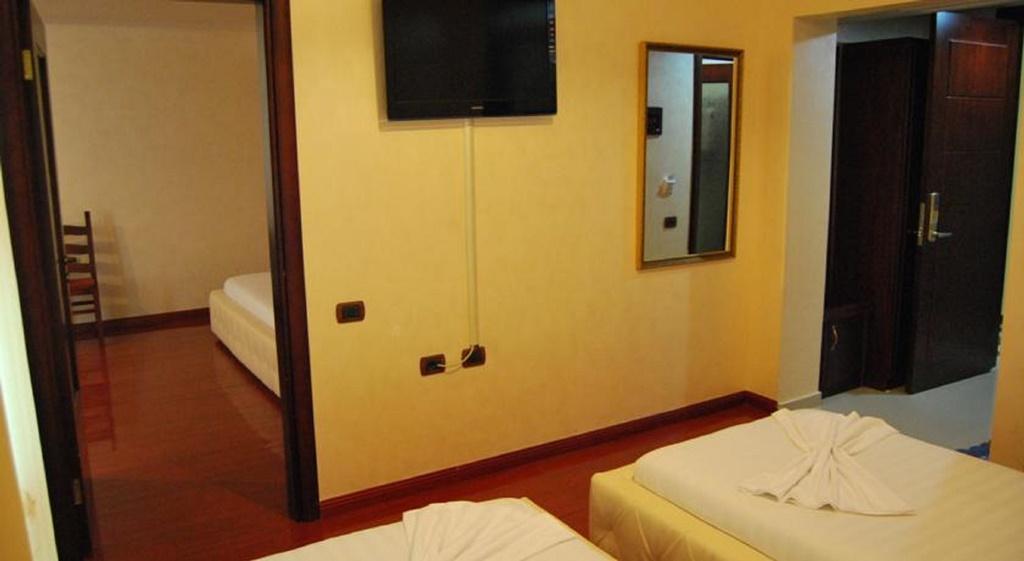 Europa Grand Resort Vlorë Exteriör bild