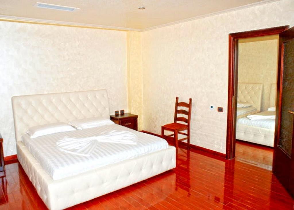 Europa Grand Resort Vlorë Exteriör bild