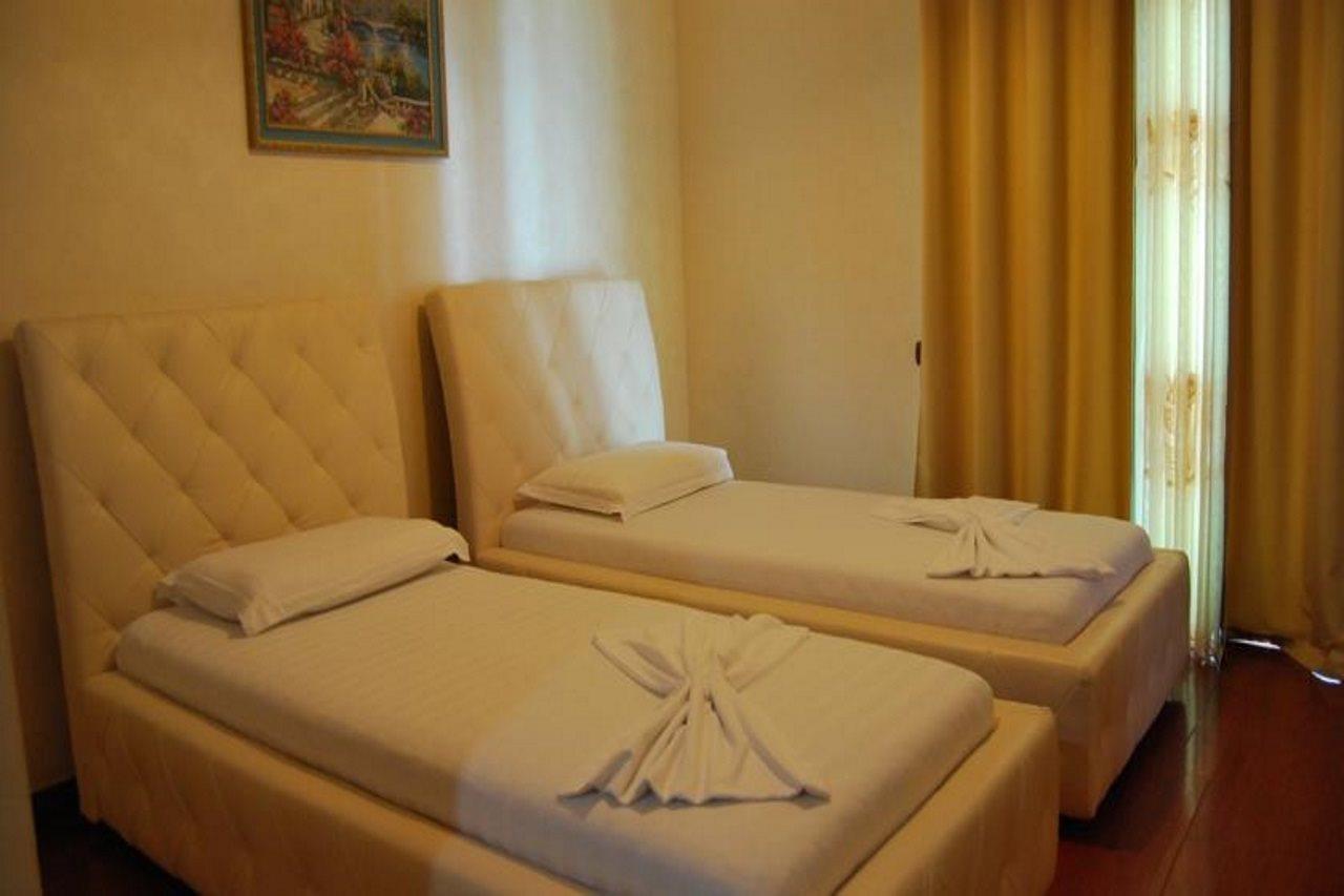 Europa Grand Resort Vlorë Exteriör bild