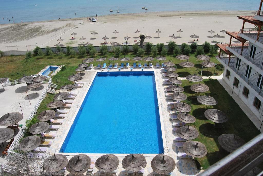 Europa Grand Resort Vlorë Exteriör bild